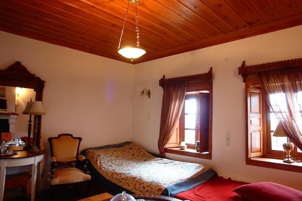 Traditional Rooms Karaouli Papigkon Rum bild