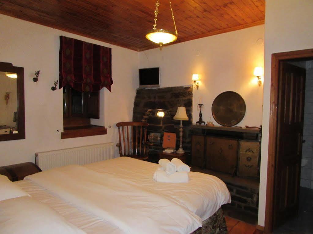 Traditional Rooms Karaouli Papigkon Exteriör bild